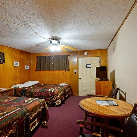 Villa Arrowhead 06